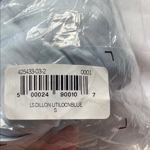 Banana Republic Dillion Classic Blue Blouse - Picture 7 of 7